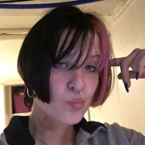 Meet your Posher, Joscella